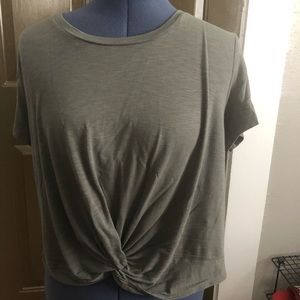 Aerie front twist t shirt